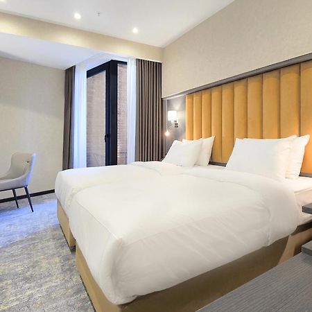 Griffin Hotel Tiflis Dış mekan fotoğraf