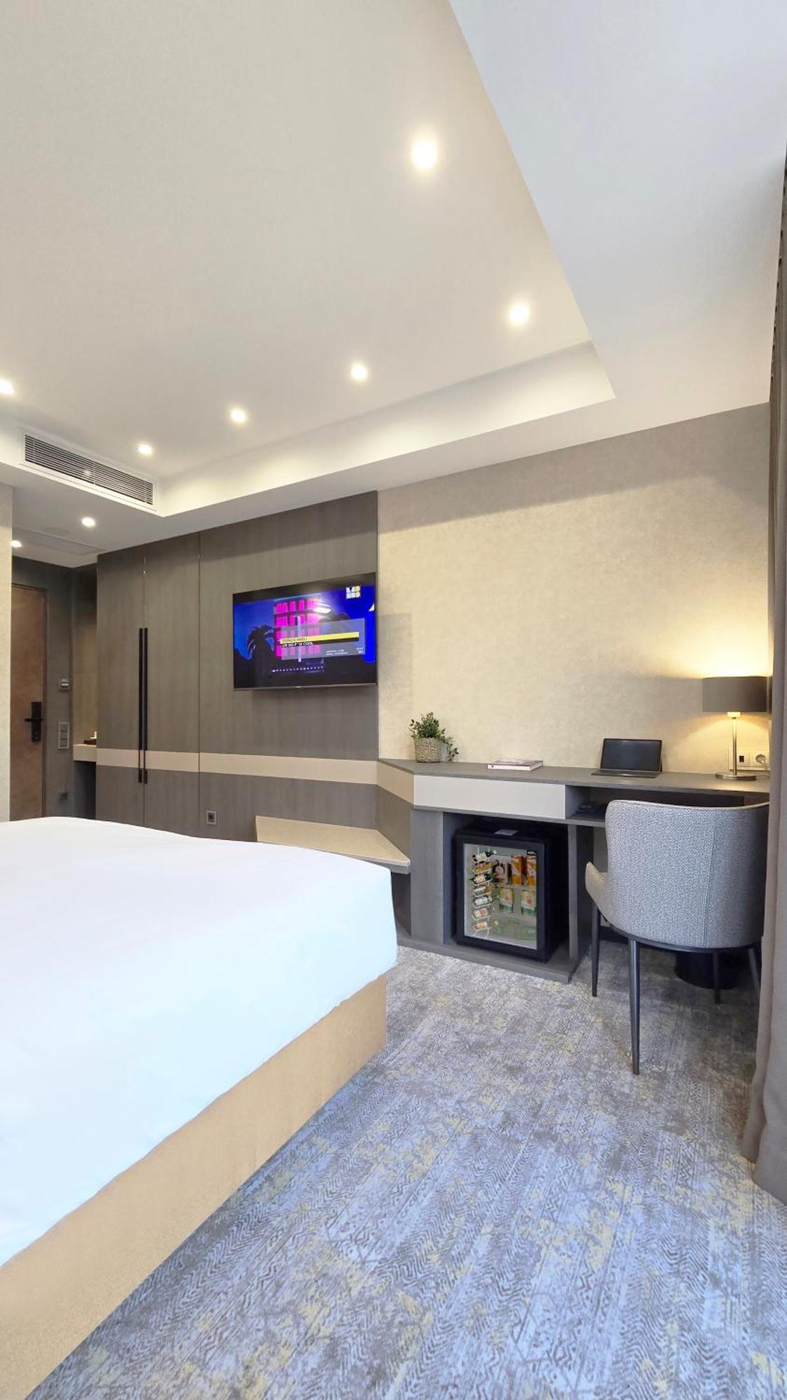 Griffin Hotel Tiflis Dış mekan fotoğraf
