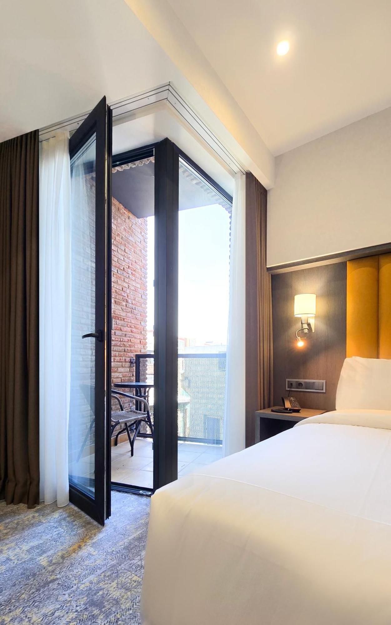 Griffin Hotel Tiflis Dış mekan fotoğraf