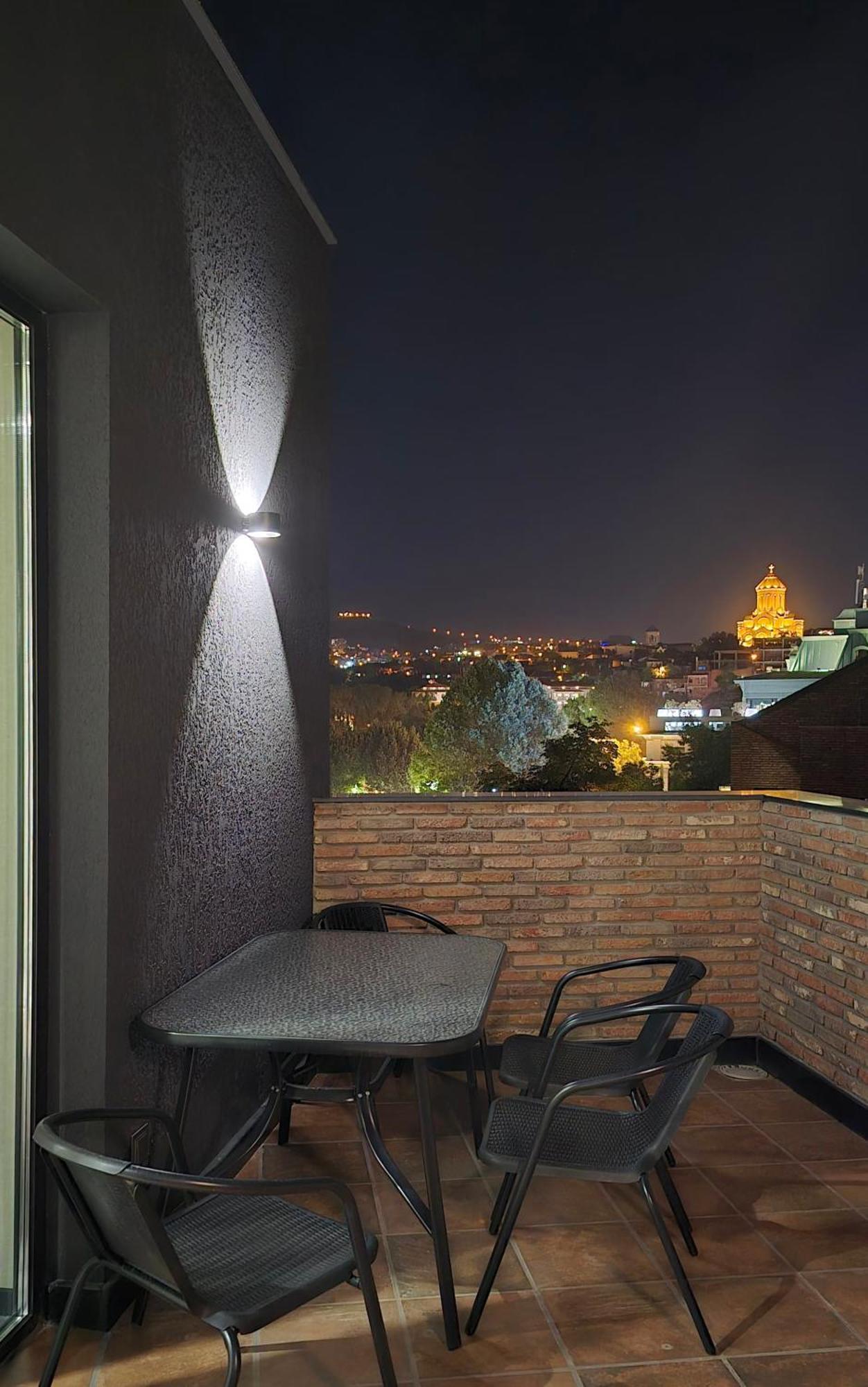 Griffin Hotel Tiflis Dış mekan fotoğraf